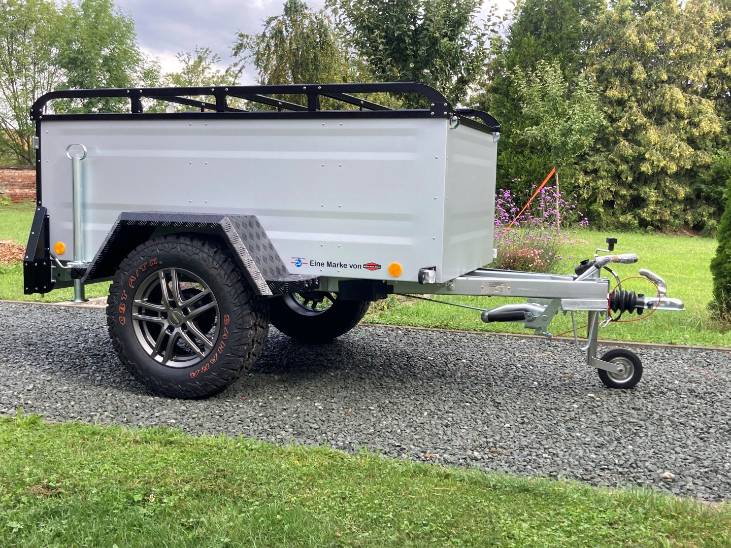 Campingový Přívěs OFFROAD Bržděný 1000Kg